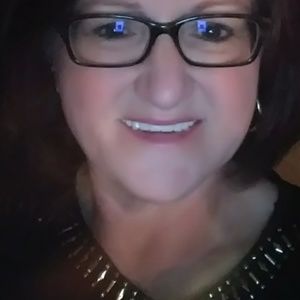 Meet your Posher, Carol
